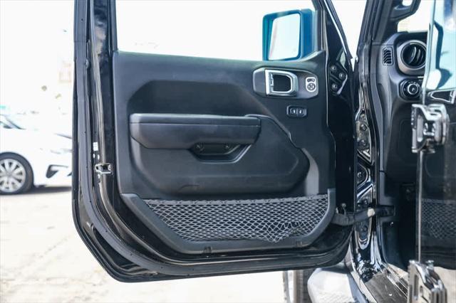 used 2021 Jeep Wrangler Unlimited car, priced at $25,507
