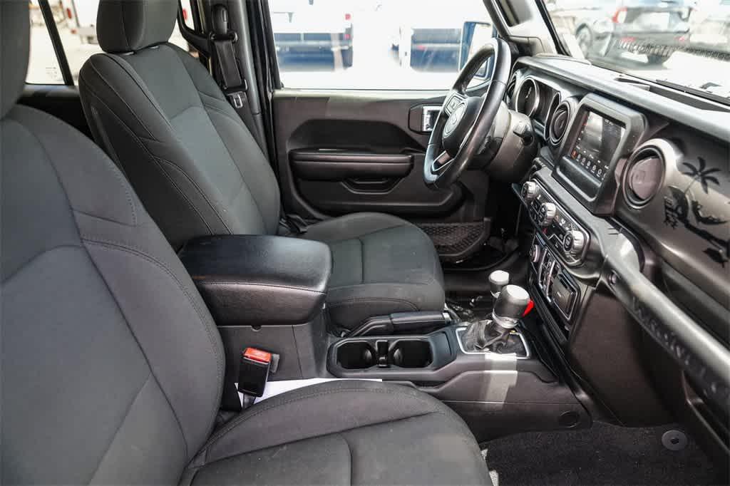 used 2021 Jeep Wrangler Unlimited car, priced at $25,747