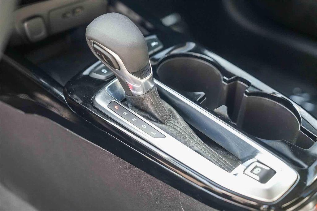 used 2025 Chevrolet Trax car, priced at $24,444