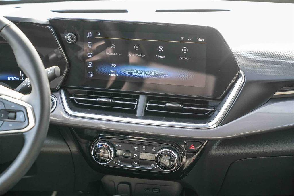 used 2025 Chevrolet Trax car, priced at $24,444