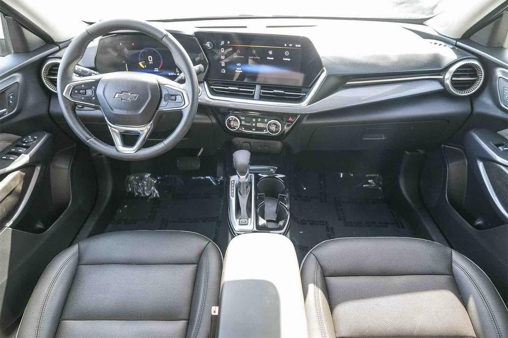 used 2025 Chevrolet Trax car, priced at $24,444