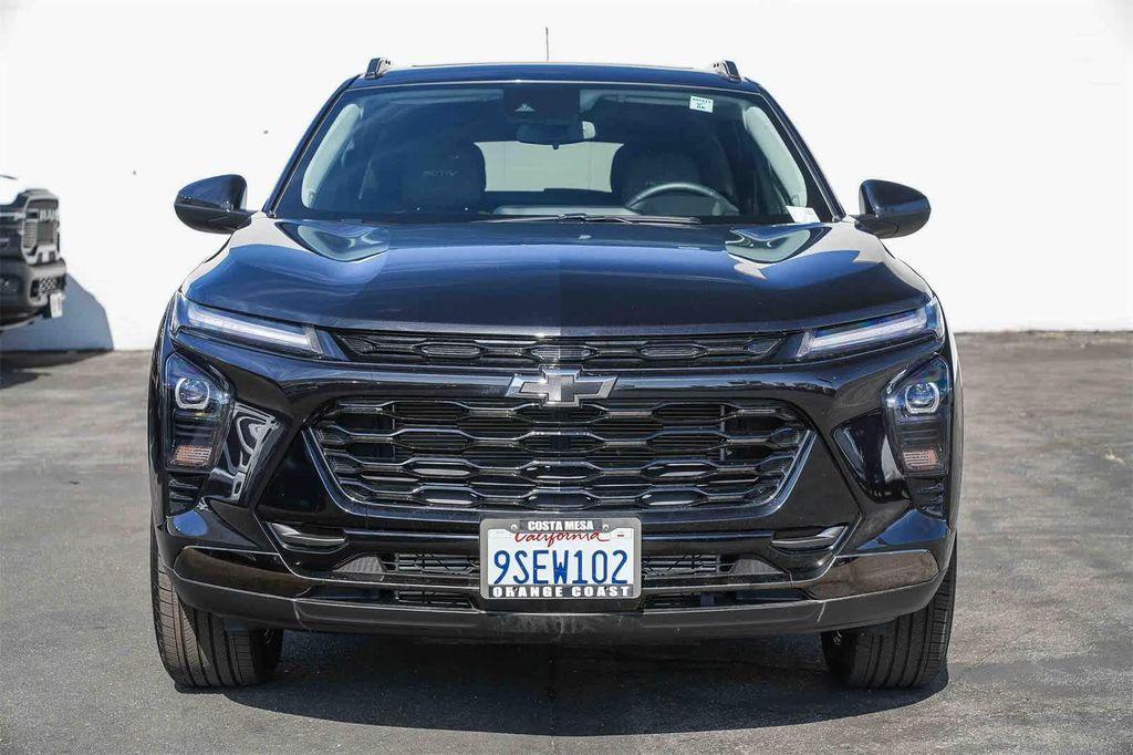 used 2025 Chevrolet Trax car, priced at $24,444