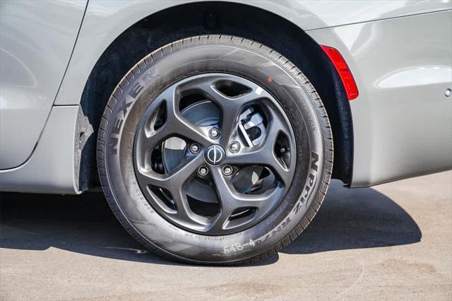 new 2025 Chrysler Pacifica Hybrid car, priced at $52,500