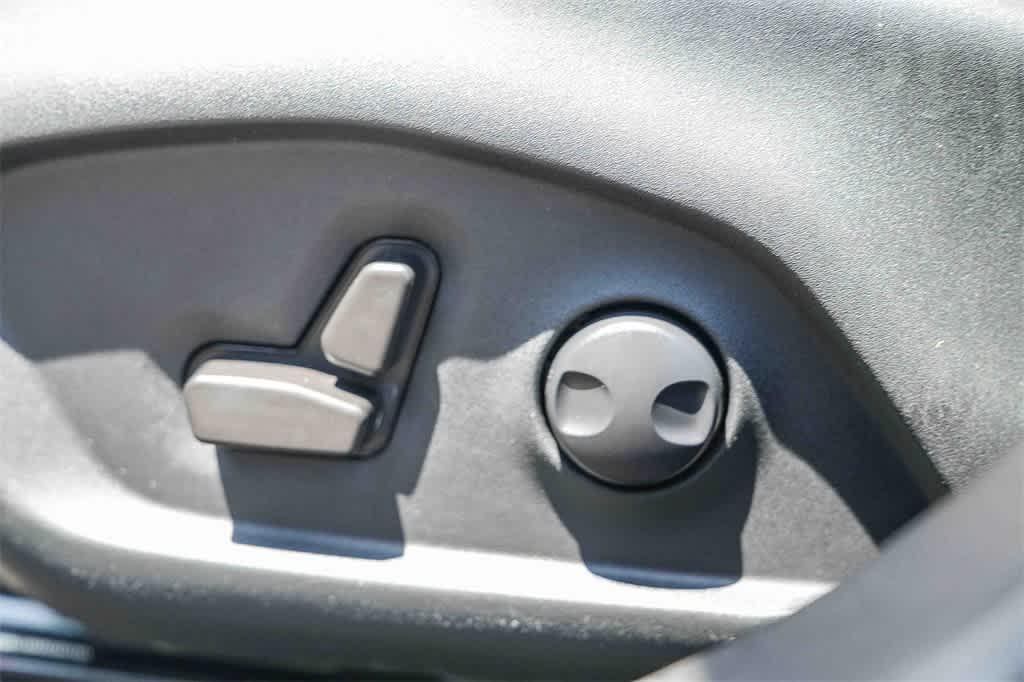 used 2022 Jeep Compass car, priced at $23,487