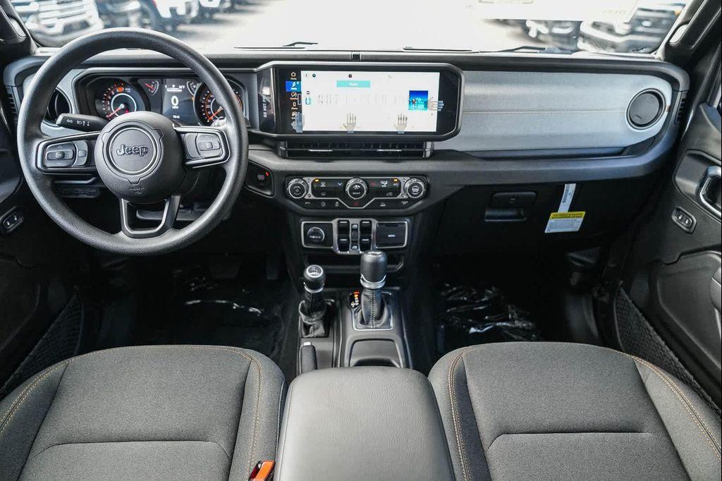 new 2025 Jeep Wrangler car, priced at $44,844