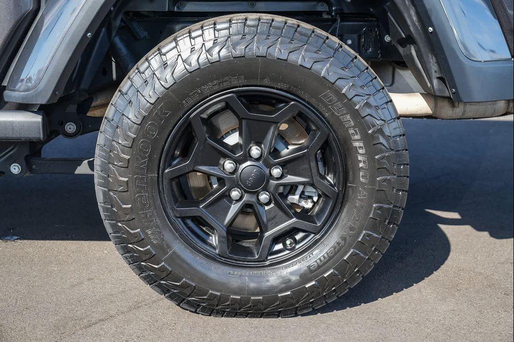 used 2023 Jeep Gladiator car, priced at $34,179