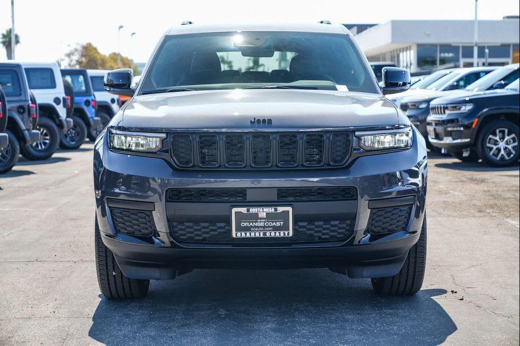 new 2025 Jeep Grand Cherokee L car, priced at $39,625