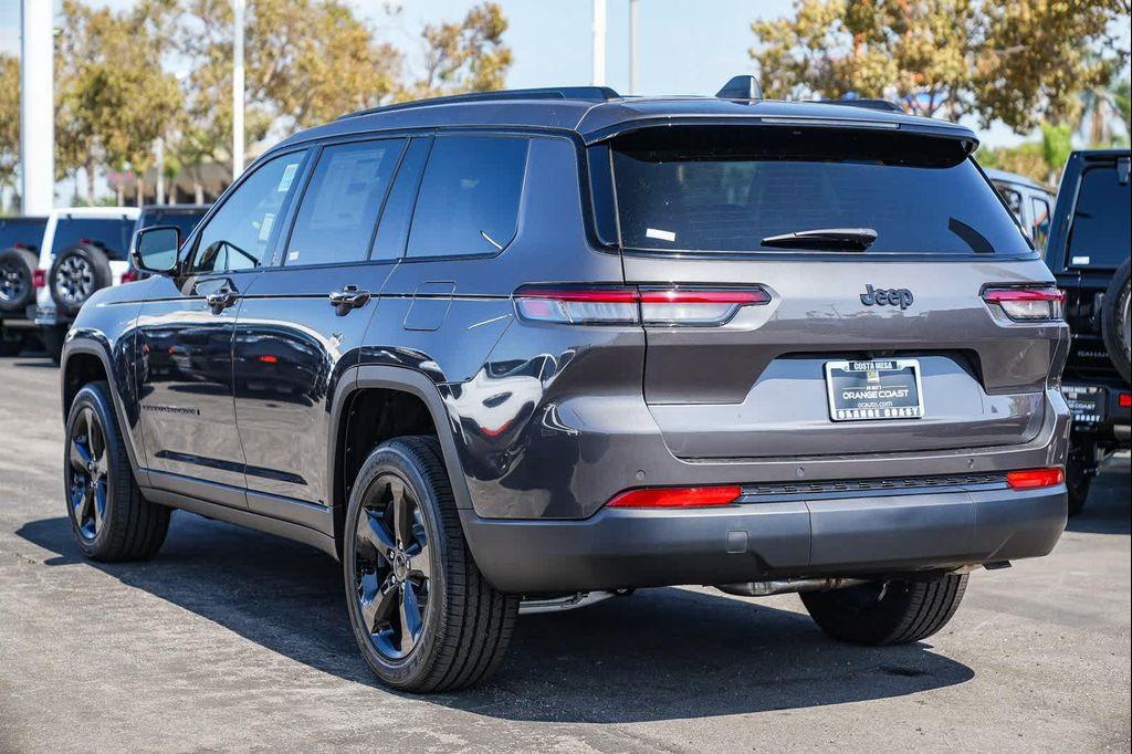 new 2025 Jeep Grand Cherokee L car, priced at $39,625