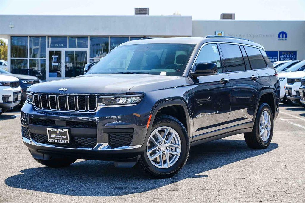 new 2025 Jeep Grand Cherokee L car, priced at $32,700