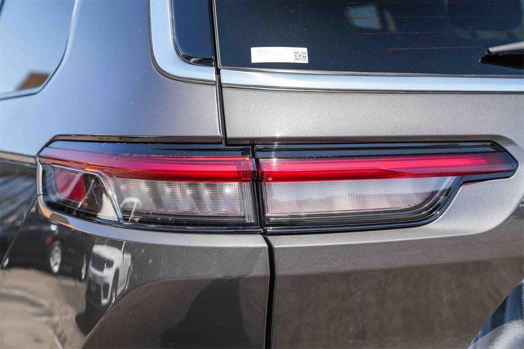 new 2025 Jeep Grand Cherokee L car, priced at $32,700