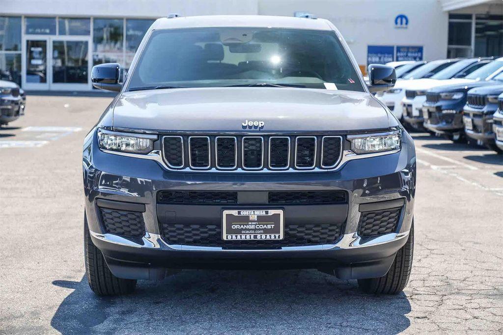 new 2025 Jeep Grand Cherokee L car, priced at $32,700