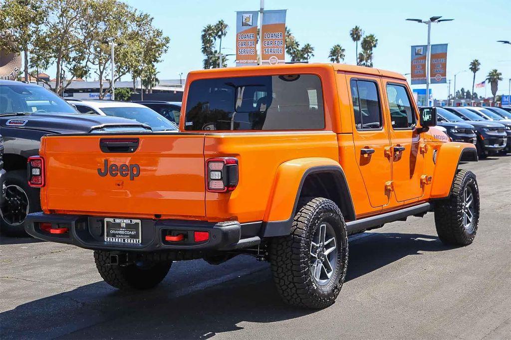 new 2025 Jeep Gladiator car, priced at $47,695