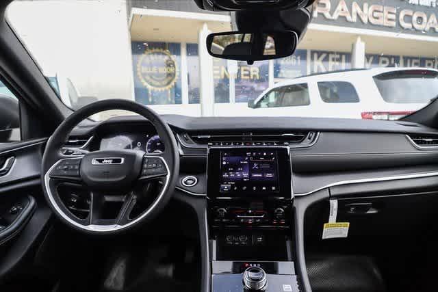 new 2024 Jeep Grand Cherokee car, priced at $34,808