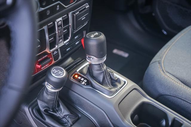 new 2025 Jeep Wrangler car, priced at $45,955