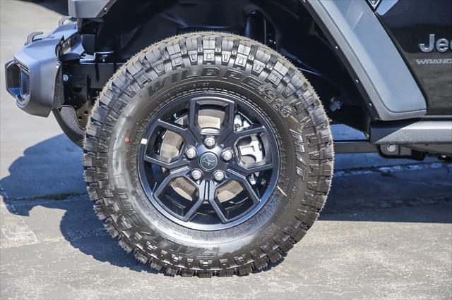 new 2025 Jeep Wrangler car, priced at $45,955