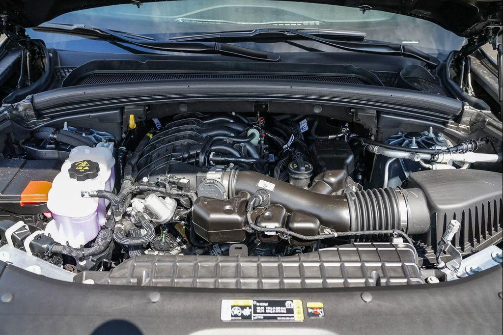 new 2025 Jeep Grand Cherokee L car, priced at $40,995