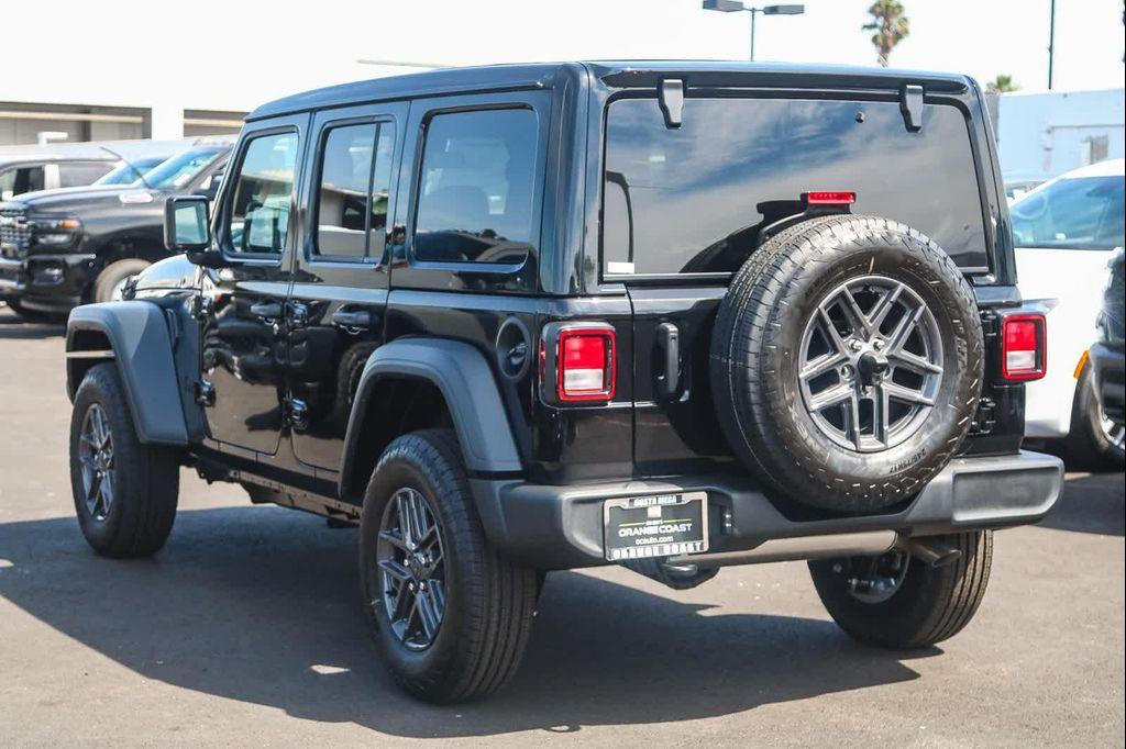 new 2025 Jeep Wrangler car, priced at $46,225