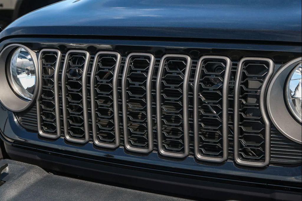 new 2025 Jeep Wrangler car, priced at $46,225