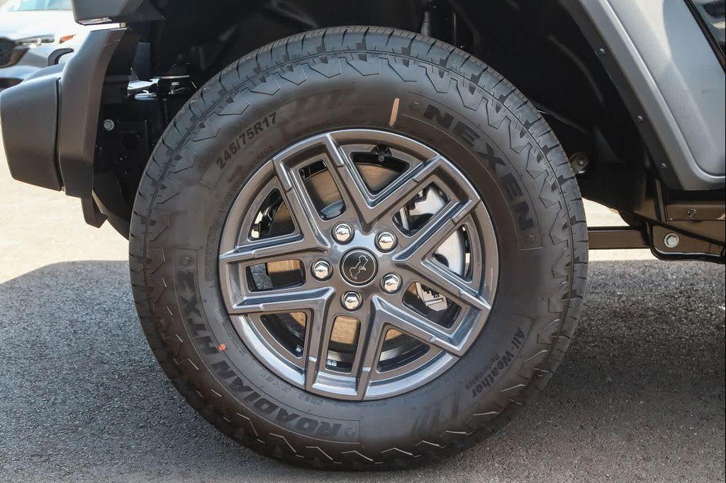 new 2025 Jeep Wrangler car, priced at $46,225