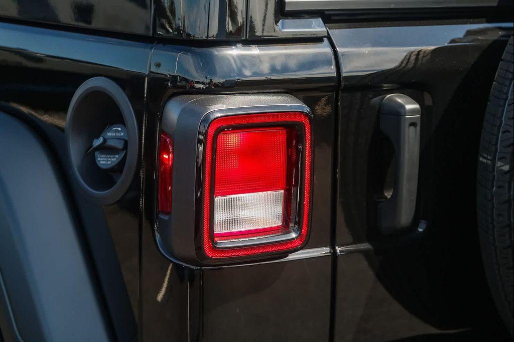 new 2025 Jeep Wrangler car, priced at $46,225
