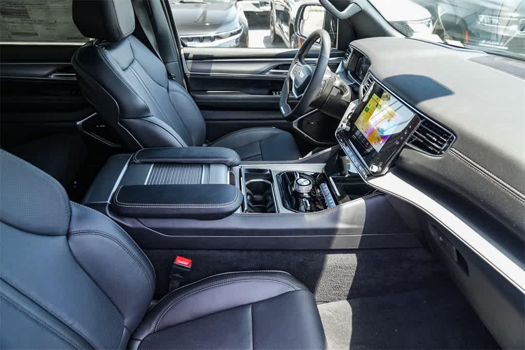 new 2025 Jeep Wagoneer car, priced at $73,950