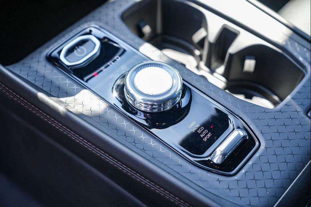 new 2025 Jeep Wagoneer S car, priced at $44,040