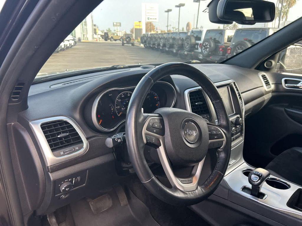 used 2015 Jeep Grand Cherokee car, priced at $13,972