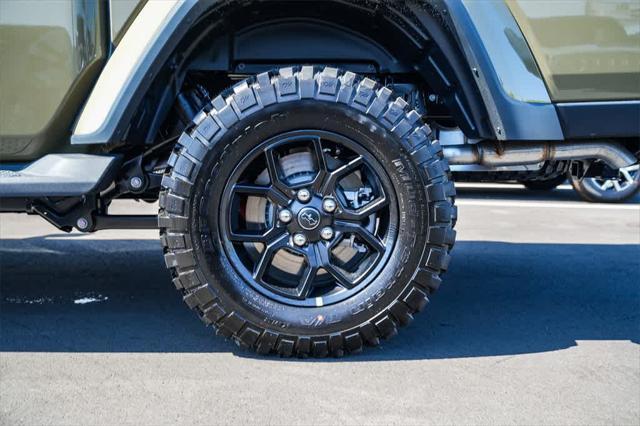 new 2025 Jeep Gladiator car, priced at $46,635