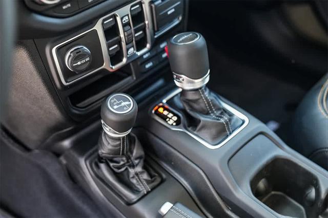 new 2025 Jeep Gladiator car, priced at $46,635