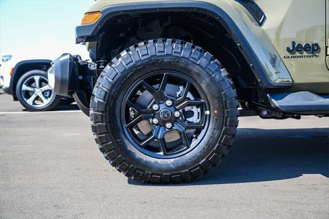 new 2025 Jeep Gladiator car, priced at $46,635