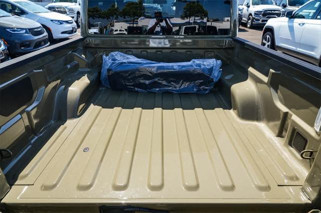 new 2025 Jeep Gladiator car, priced at $46,635