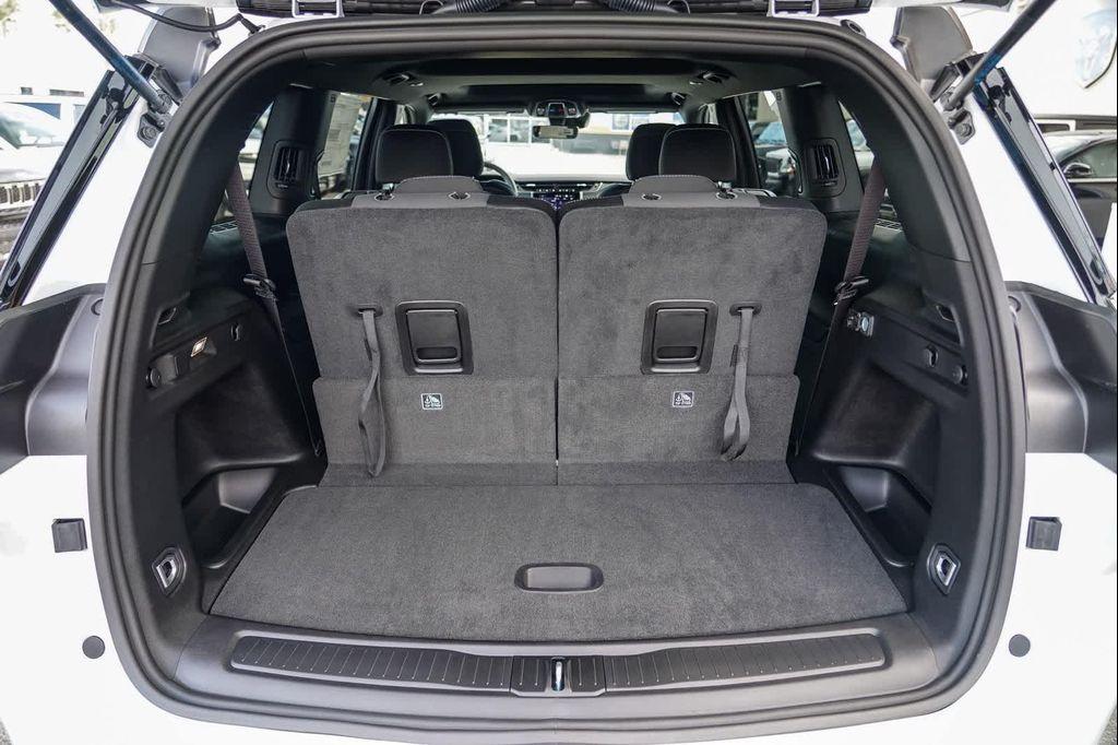 new 2025 Jeep Grand Cherokee L car, priced at $32,105