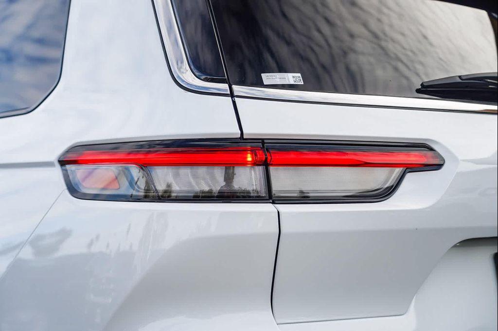 new 2025 Jeep Grand Cherokee L car, priced at $32,105