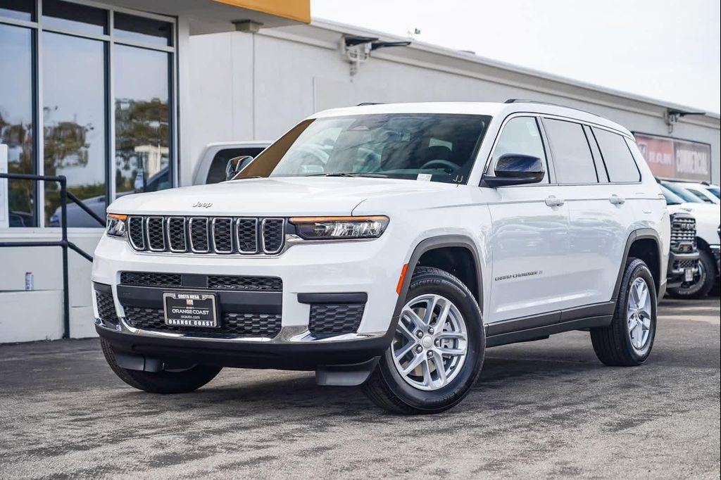 new 2025 Jeep Grand Cherokee L car, priced at $32,105