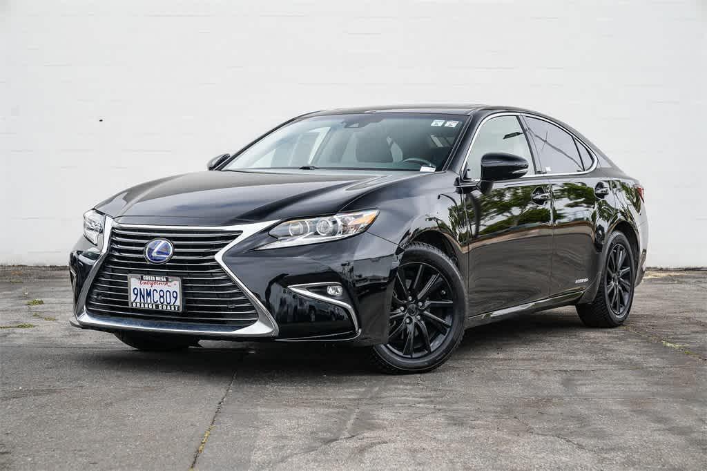 used 2017 Lexus ES 300h car, priced at $19,972
