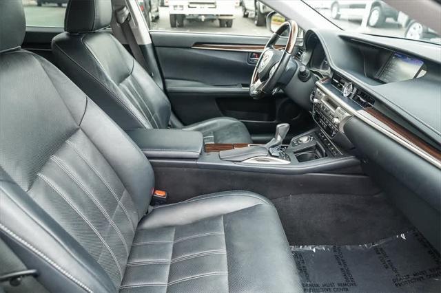 used 2017 Lexus ES 300h car, priced at $22,990