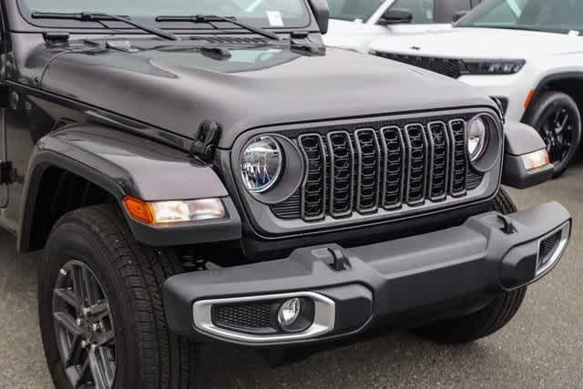 new 2024 Jeep Gladiator car, priced at $35,572