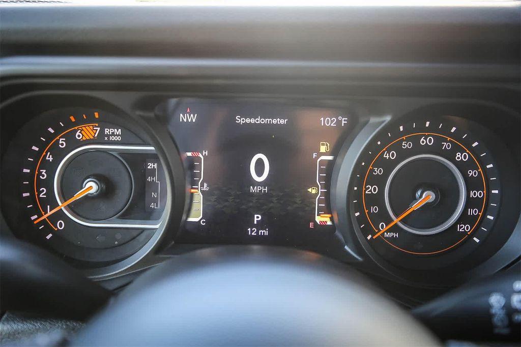 new 2025 Jeep Wrangler car, priced at $40,358