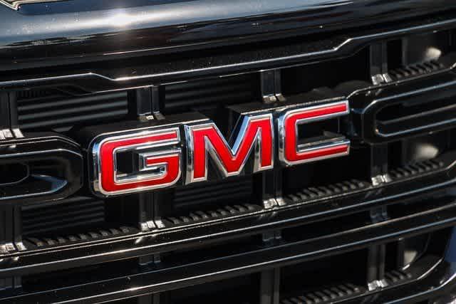 used 2022 GMC Canyon car, priced at $29,999