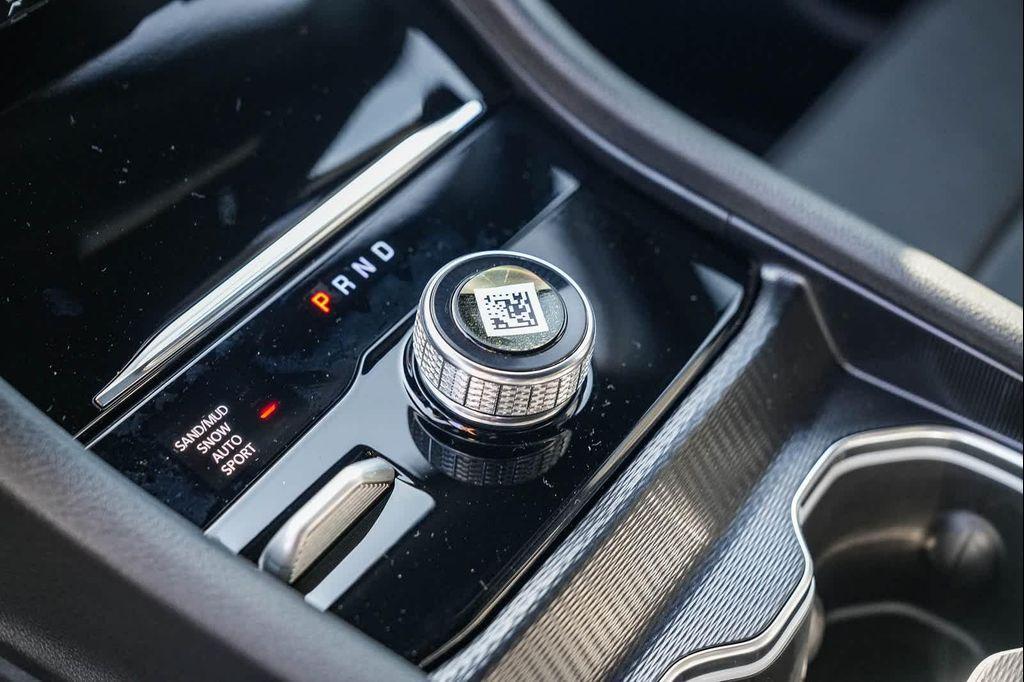 new 2025 Jeep Grand Cherokee L car, priced at $51,010