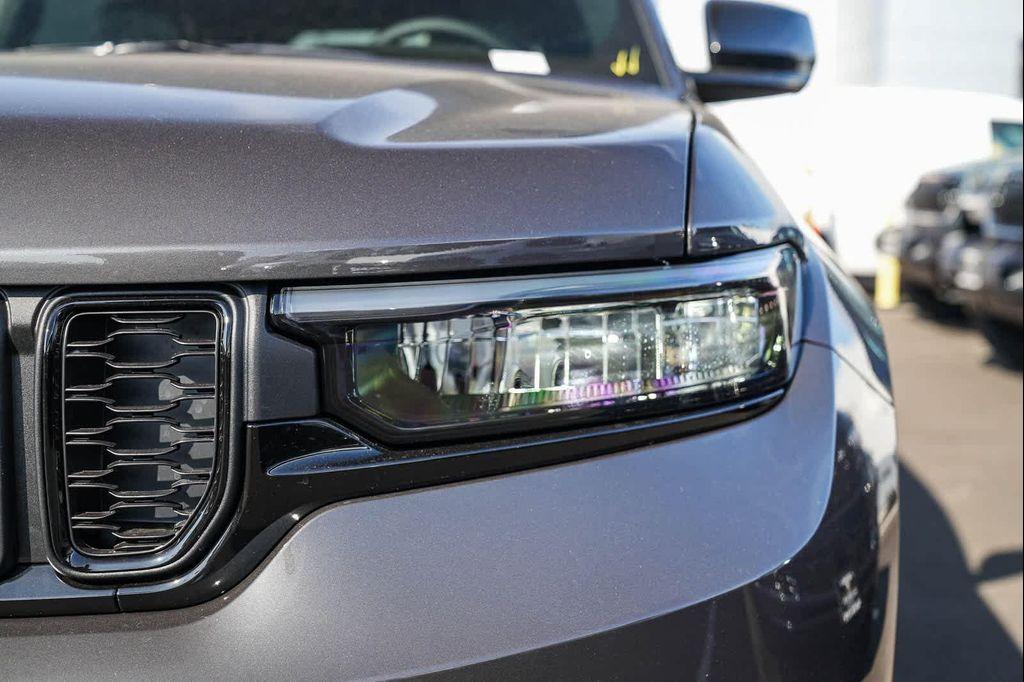 new 2025 Jeep Grand Cherokee L car, priced at $51,010