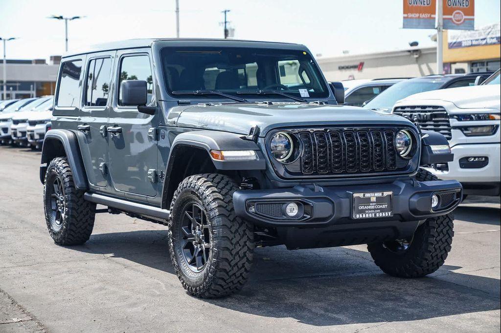 new 2025 Jeep Wrangler car, priced at $45,280