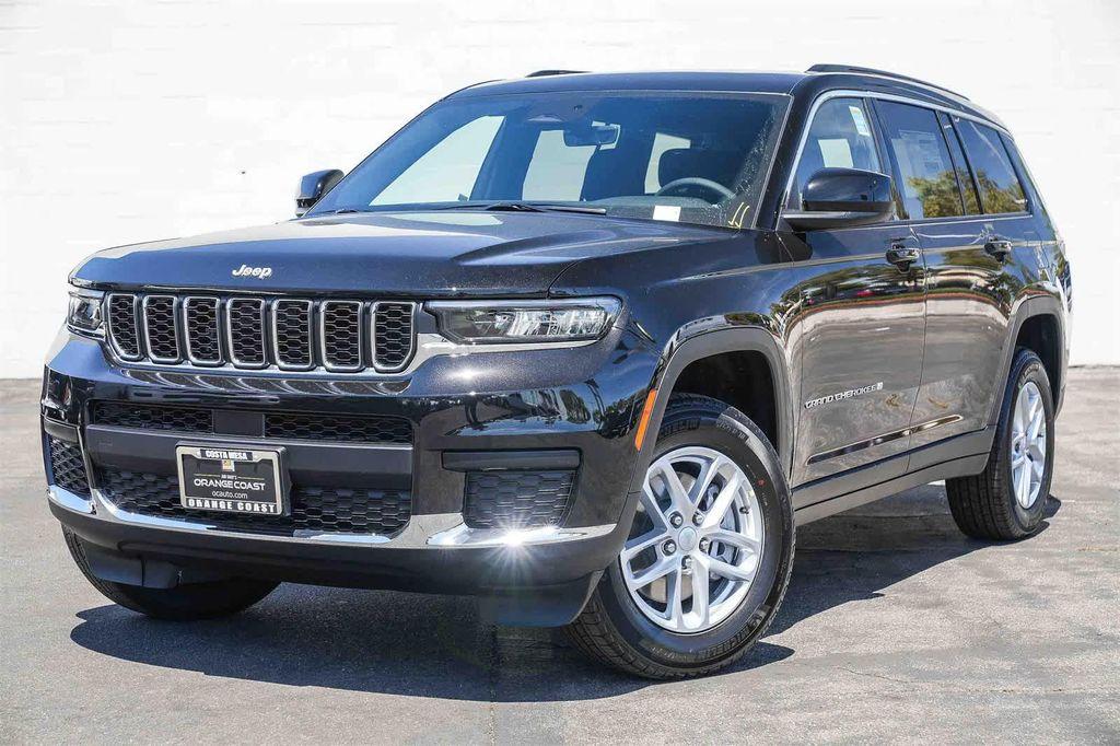 new 2025 Jeep Grand Cherokee L car, priced at $32,700