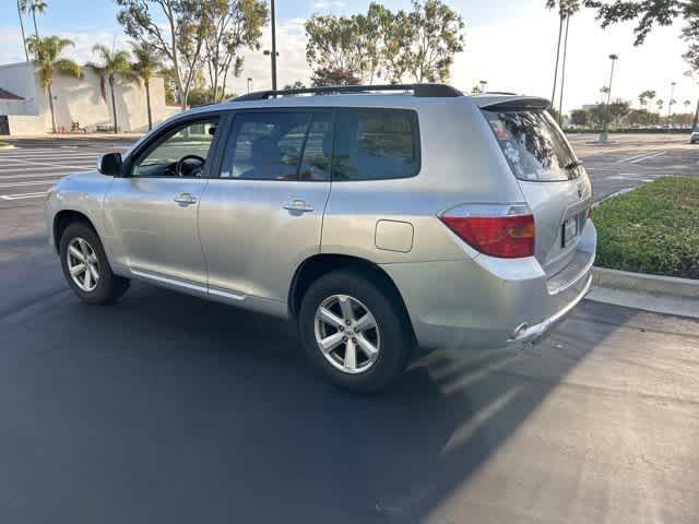 used 2010 Toyota Highlander car, priced at $8,999