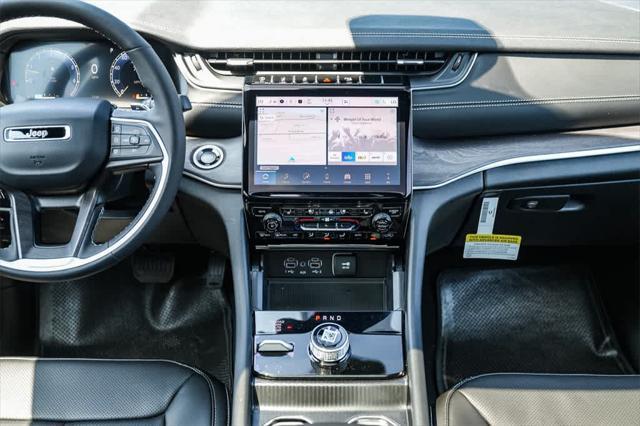new 2025 Jeep Grand Cherokee car, priced at $50,032