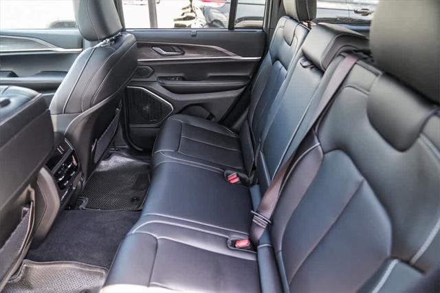new 2025 Jeep Grand Cherokee car, priced at $50,032