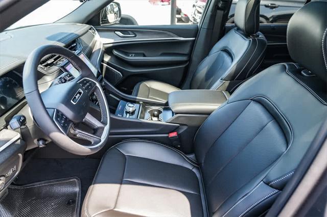 new 2025 Jeep Grand Cherokee car, priced at $50,032
