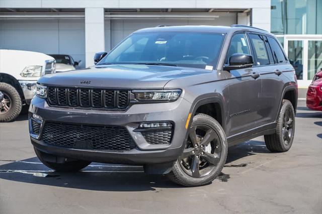 new 2025 Jeep Grand Cherokee car, priced at $46,295