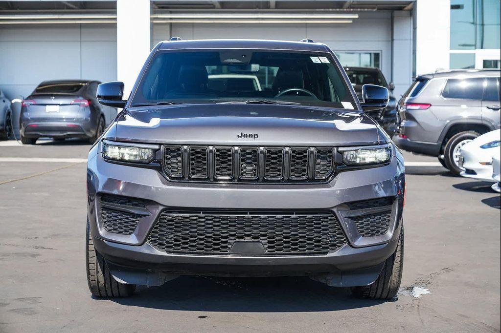 used 2022 Jeep Grand Cherokee car, priced at $28,700