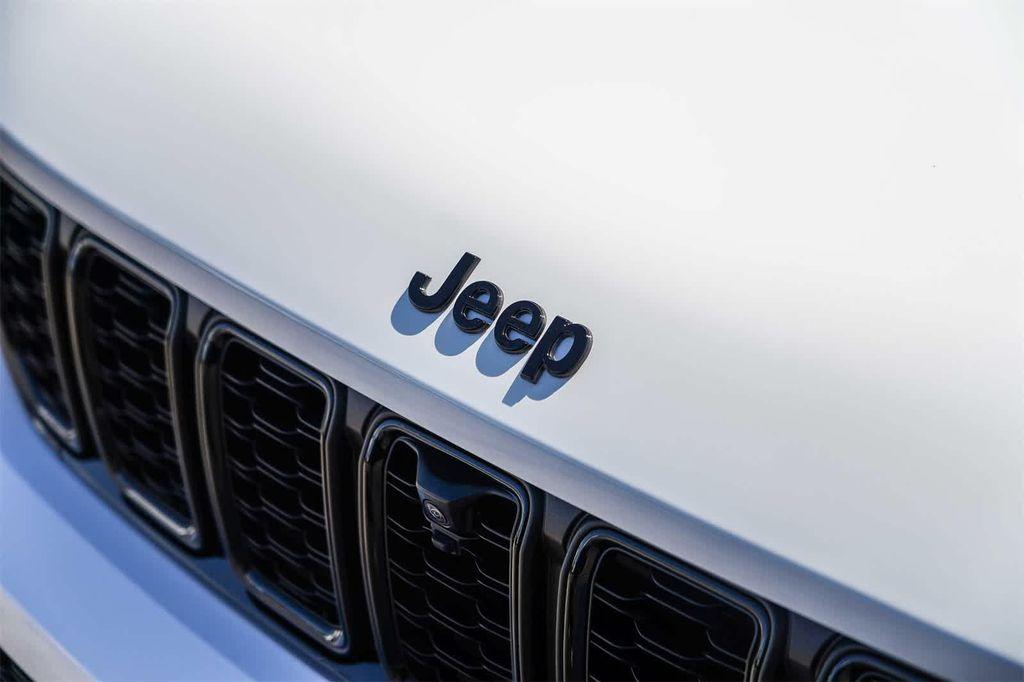 new 2025 Jeep Grand Cherokee L car, priced at $48,490